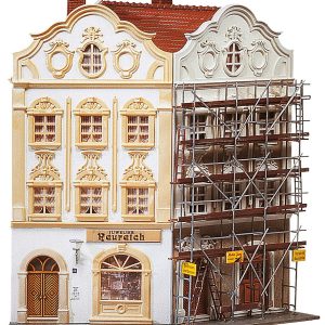 Winkel town house with painter - Image 2