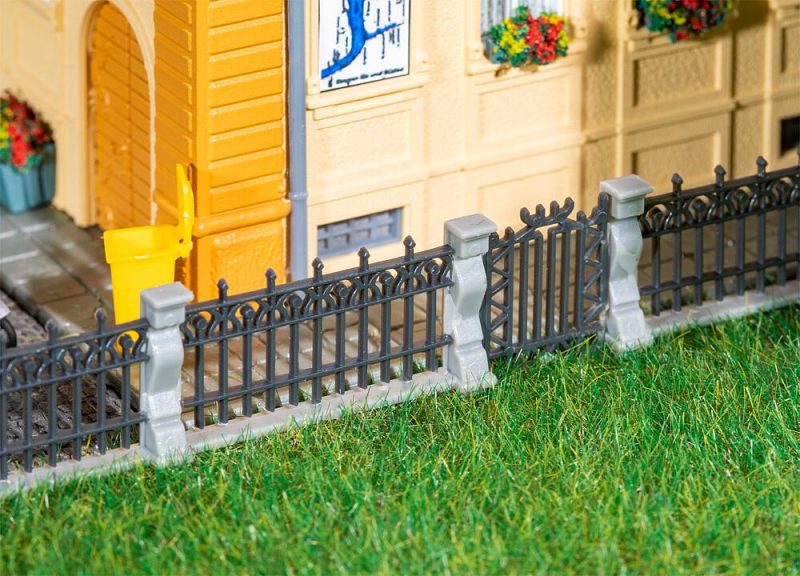 Iron fence set - Image 2
