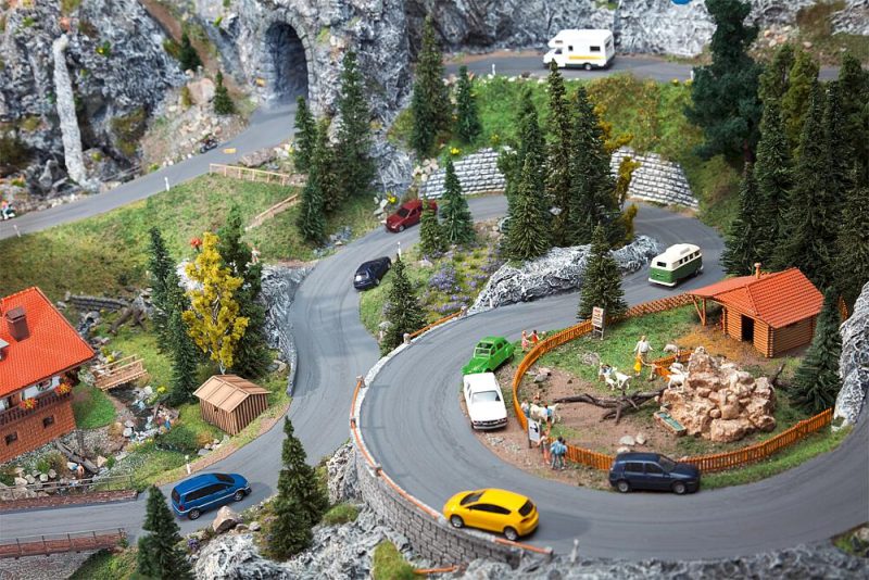 Road and terrain construction - Image 4