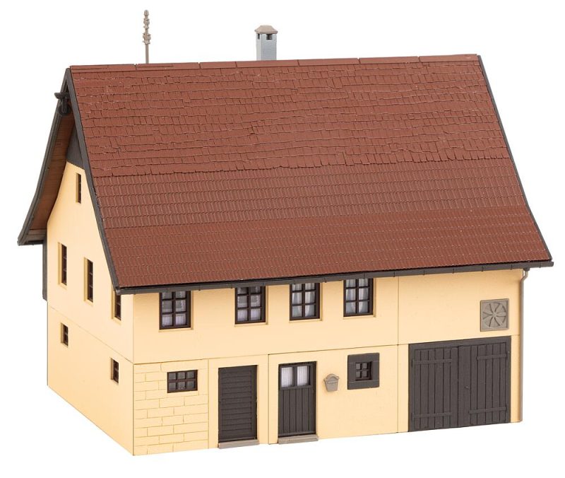 Day labourer's house - Image 2