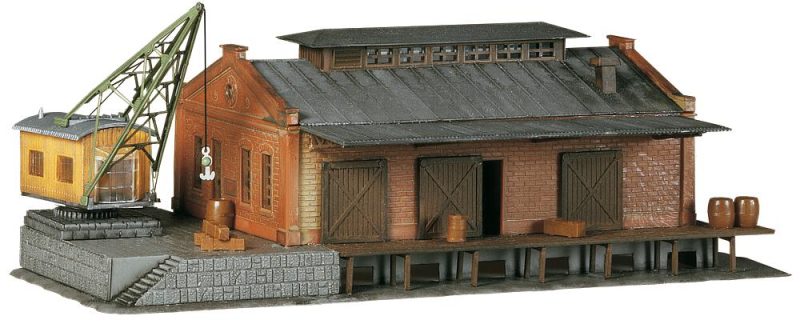 Goods shed with loading crane - Image 3