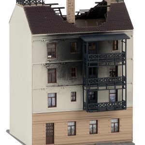Burning house - Image 2