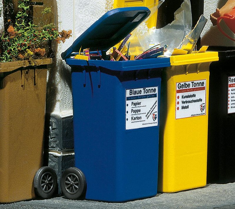 2 rubbish bins, blue