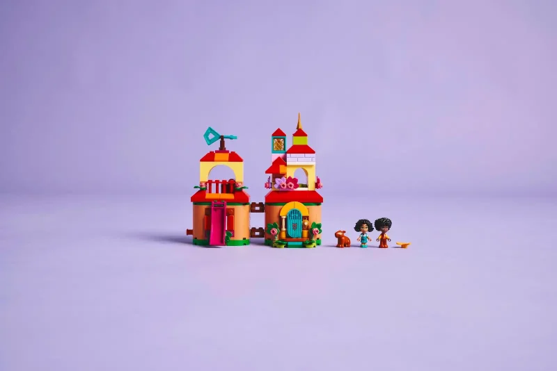 LEGO Disney 43261 Encanto Mini House