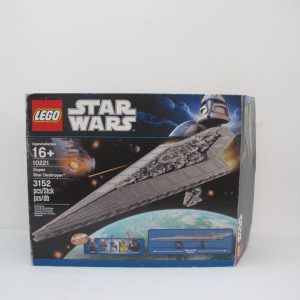 Super Star Destroyer - UCS. Complete with instructions and box