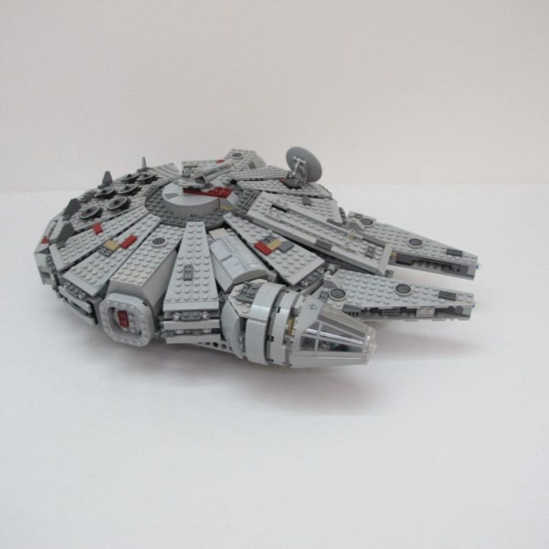 Millennium Falcon. Complete with instructions and box - Image 12