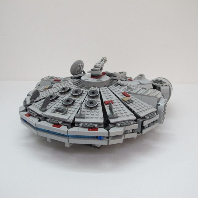 Millennium Falcon. Complete with instructions and box - Image 13