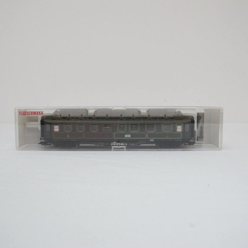 1st/2nd/3rd class express train coaches. - Image 6