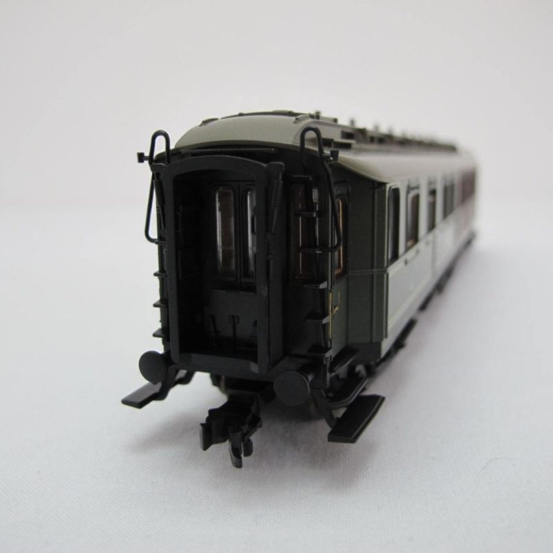 1st/2nd/3rd class express train coaches. - Image 3