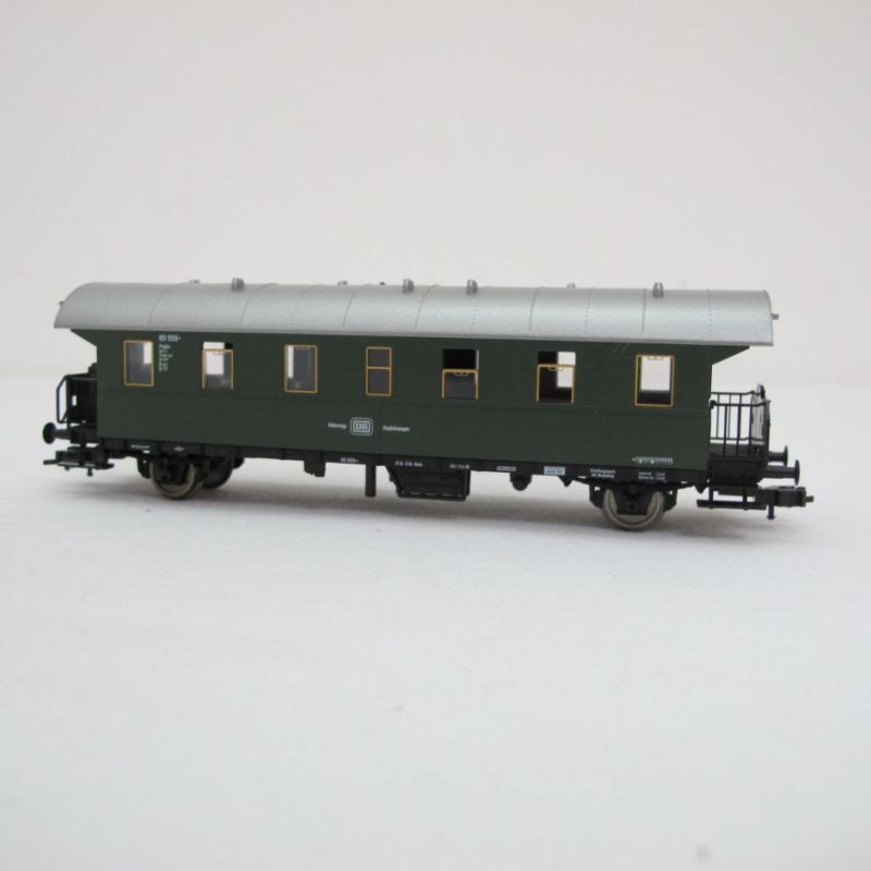 ‘Freight train luggage wagon’ - Image 10